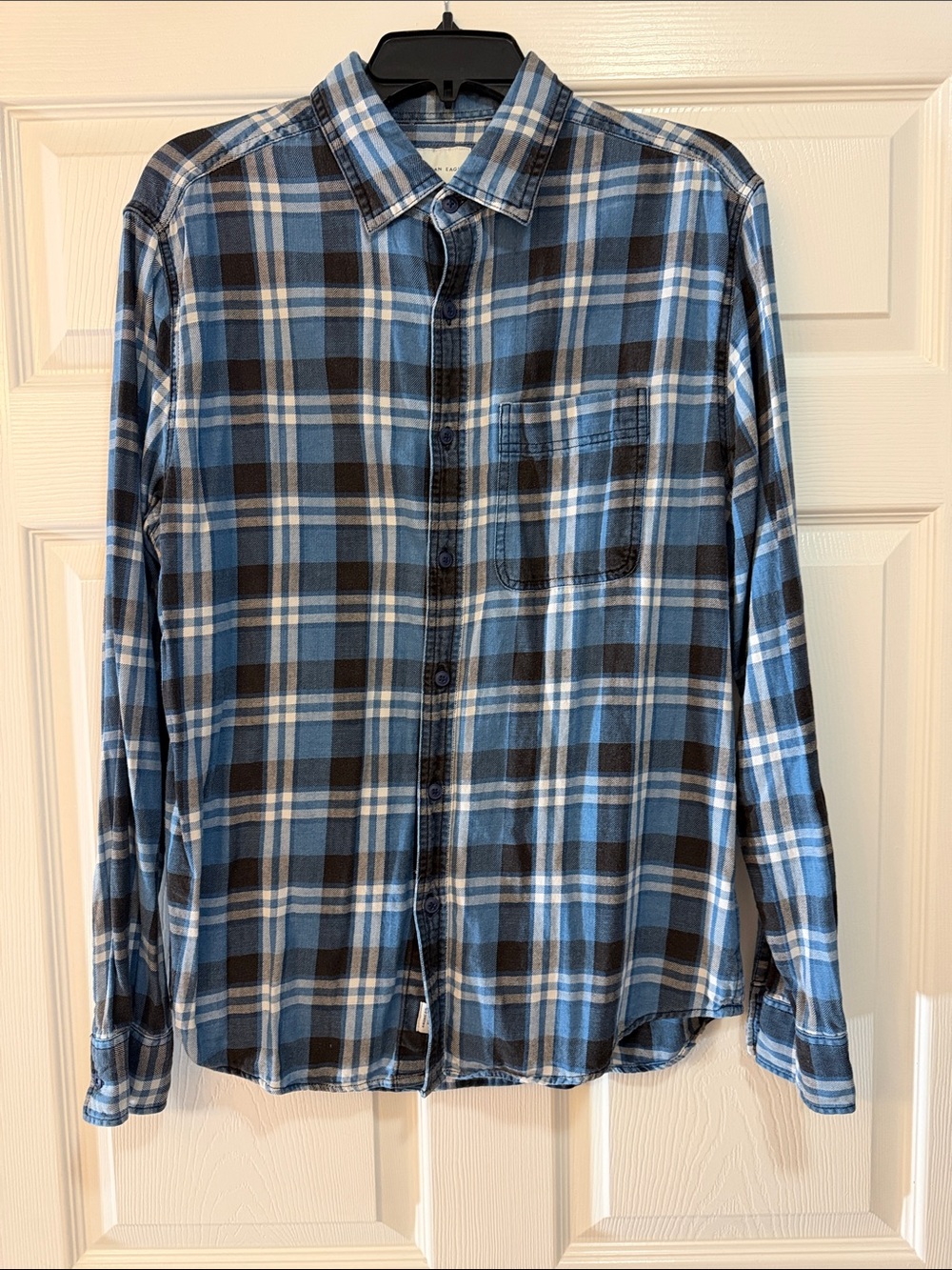American Eagle Outfitters Blue and Black Plaid Button-Down Shirt